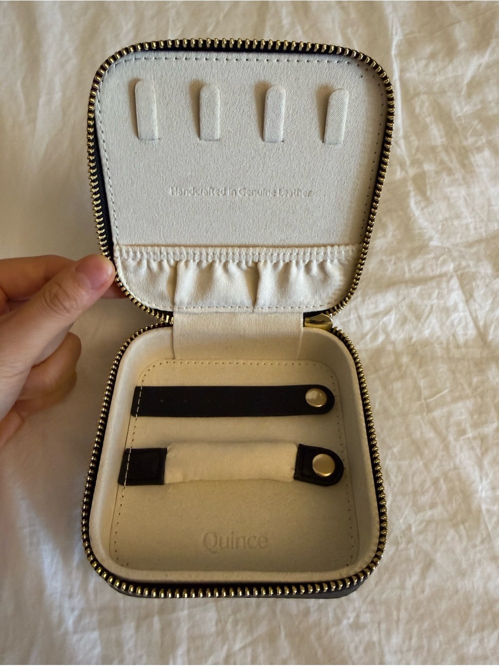 NWOT Quince leather travel size jewelry case - Picture 5 of 5